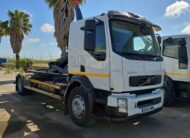 Volvo 18 tn gancho multilift 4*2